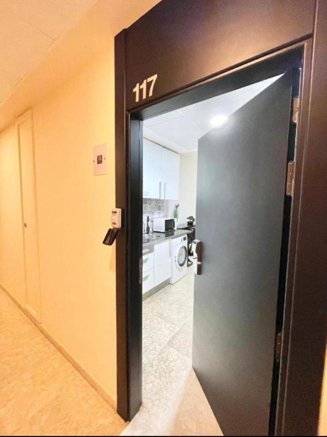 Apartsur Bormujos Luaran gambar